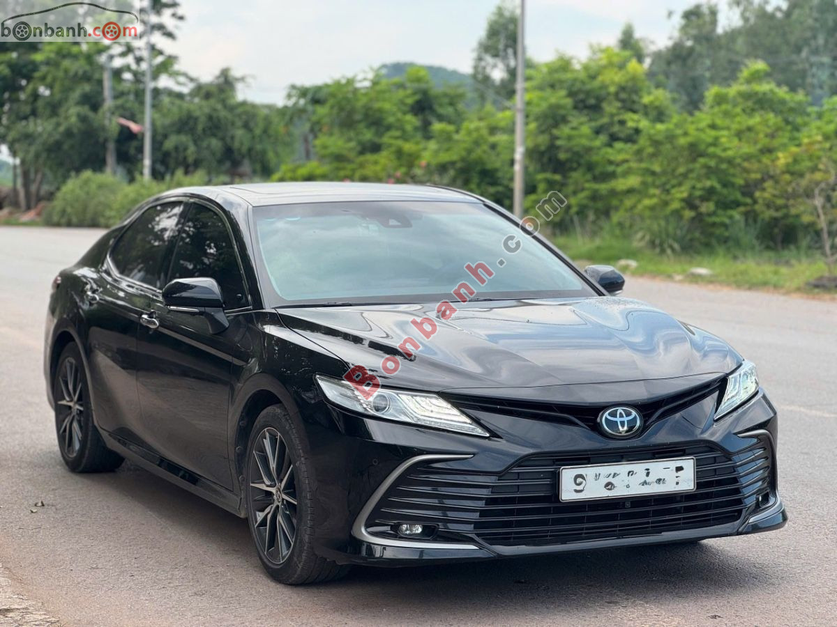 Toyota Camry 2.0Q 2023 - 995 Triệu 2