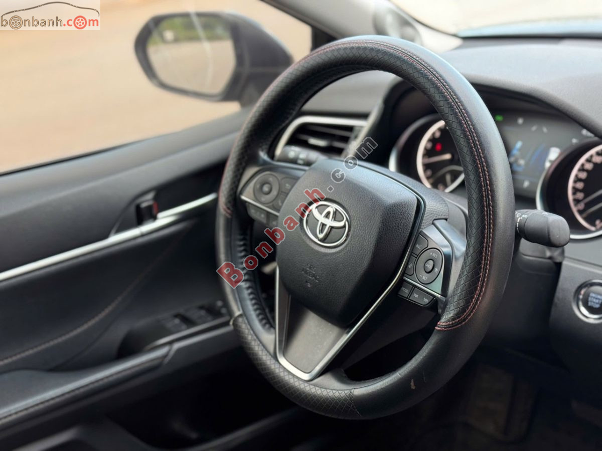 Toyota Camry 2.0Q 2023 - 995 Triệu 7