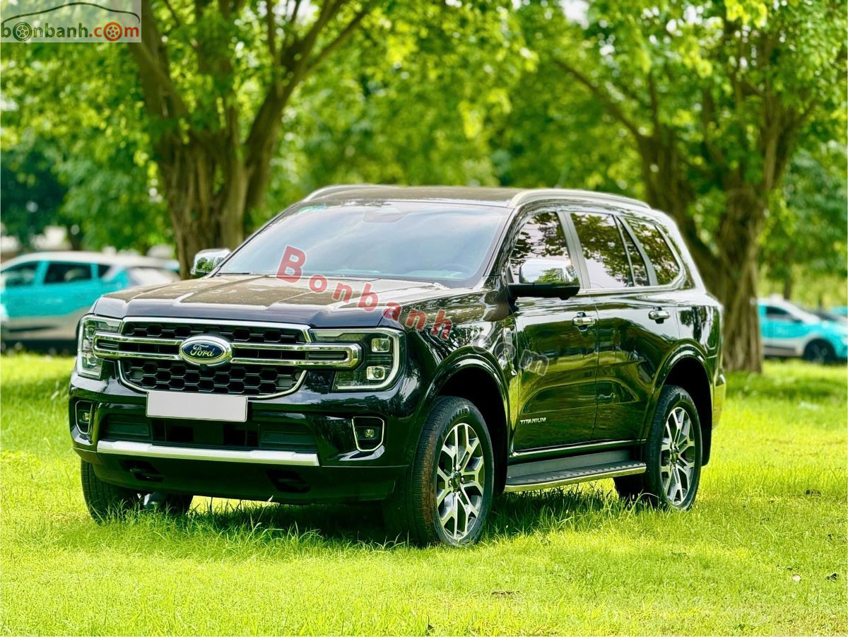Đánh giá Ford Everest: Vận hành đầm chắc, off-road êm như xe con