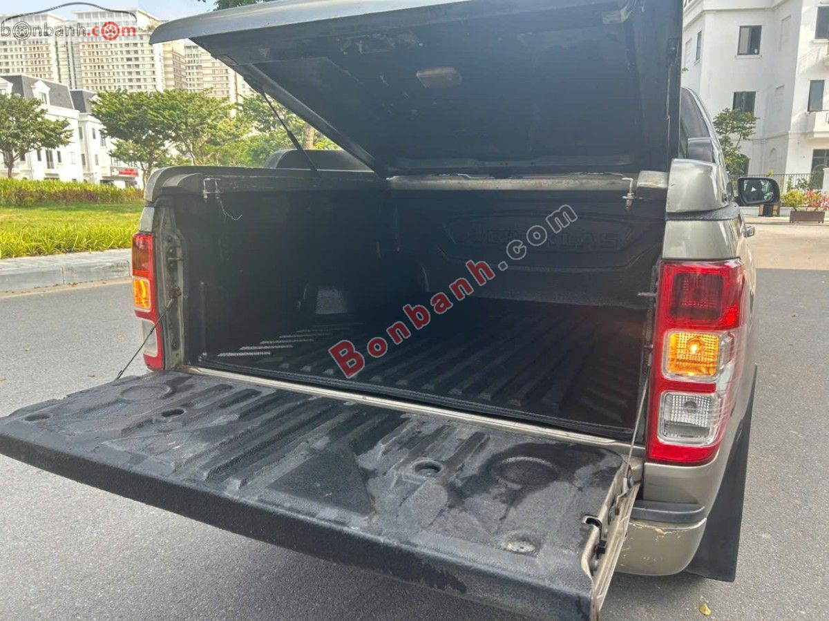 Ford Ranger XLS 2.2L 4x2 AT 2016 - 375 Triệu 9