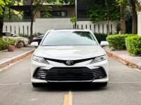 Bán xe Toyota Camry 2022 2.0Q giá 1 Tỷ 90 Triệu - Hà Nội