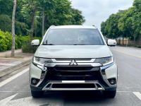 Bán xe Mitsubishi Outlander 2019 2.0 CVT giá 588 Triệu - Hà Nội