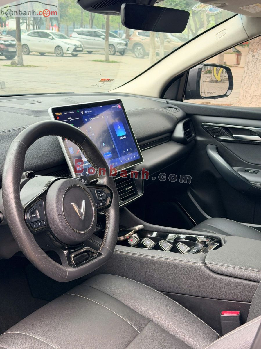 VinFast VF8 Eco AWD 2023 - 770 Triệu 8