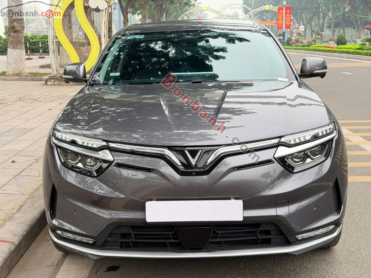 VinFast VF8 Eco AWD 2023 - 770 Triệu