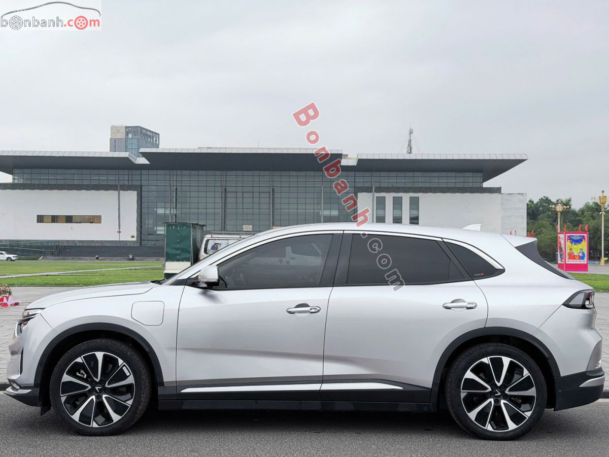 VinFast VF8 Plus AWD 2023 - 835 Triệu 4