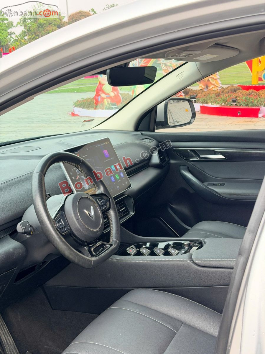 VinFast VF8 Eco AWD 2023 - 571 Triệu 7
