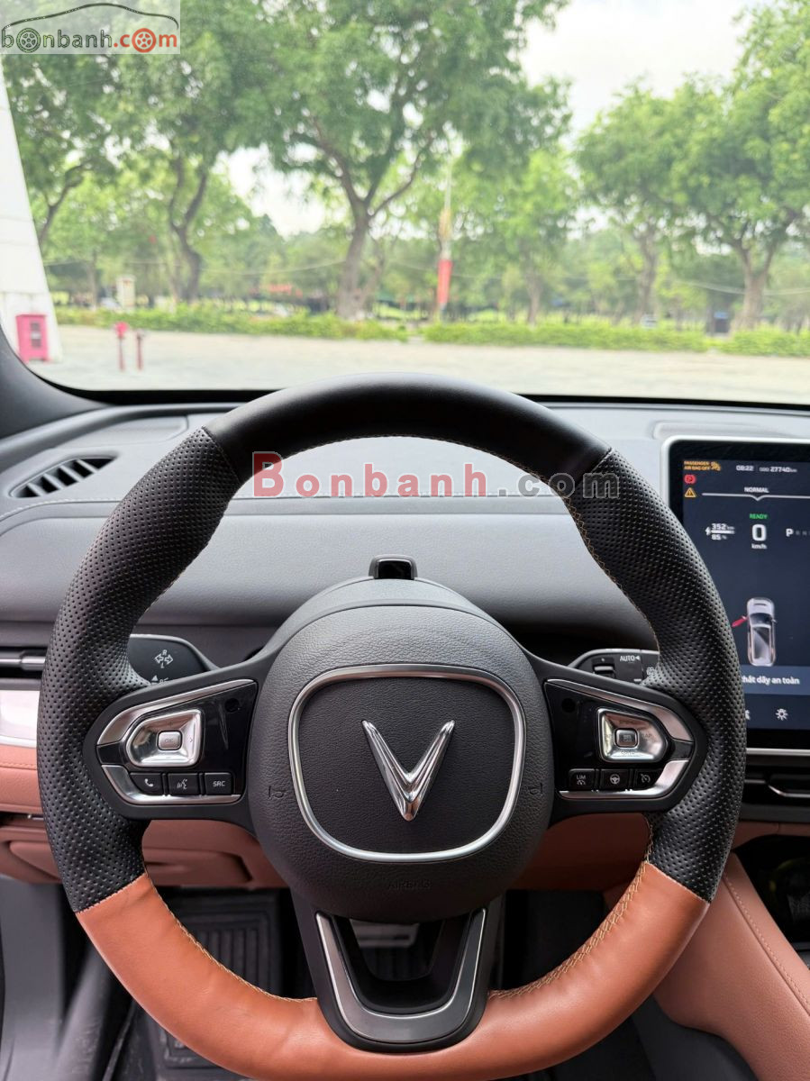 VinFast VF9 Plus 7S 2023 - 930 Triệu 9