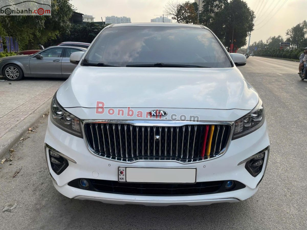 Kia Sedona Platinum D 2018 - 610 Triệu