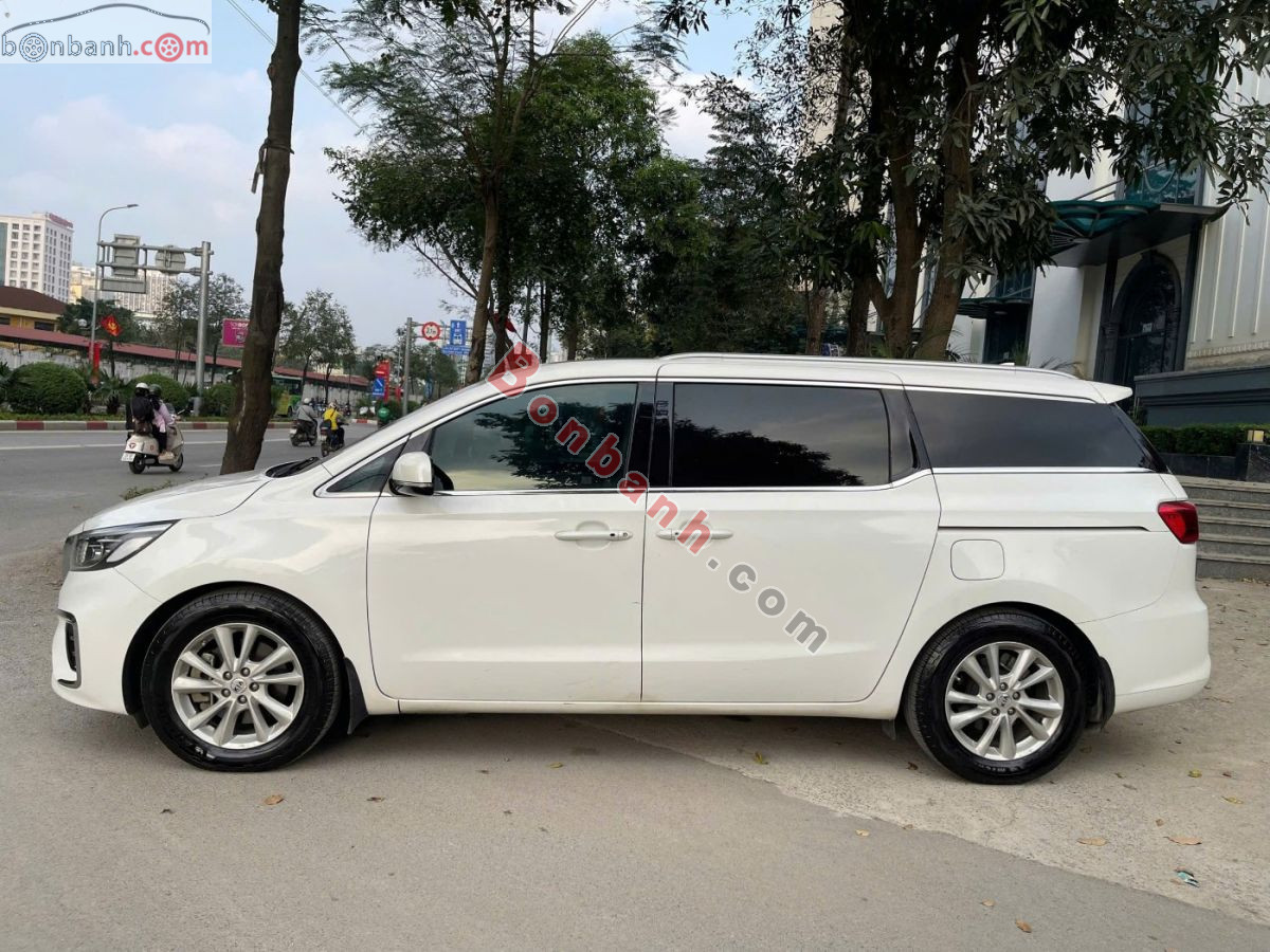 Kia Sedona Platinum D 2018 - 610 Triệu 2