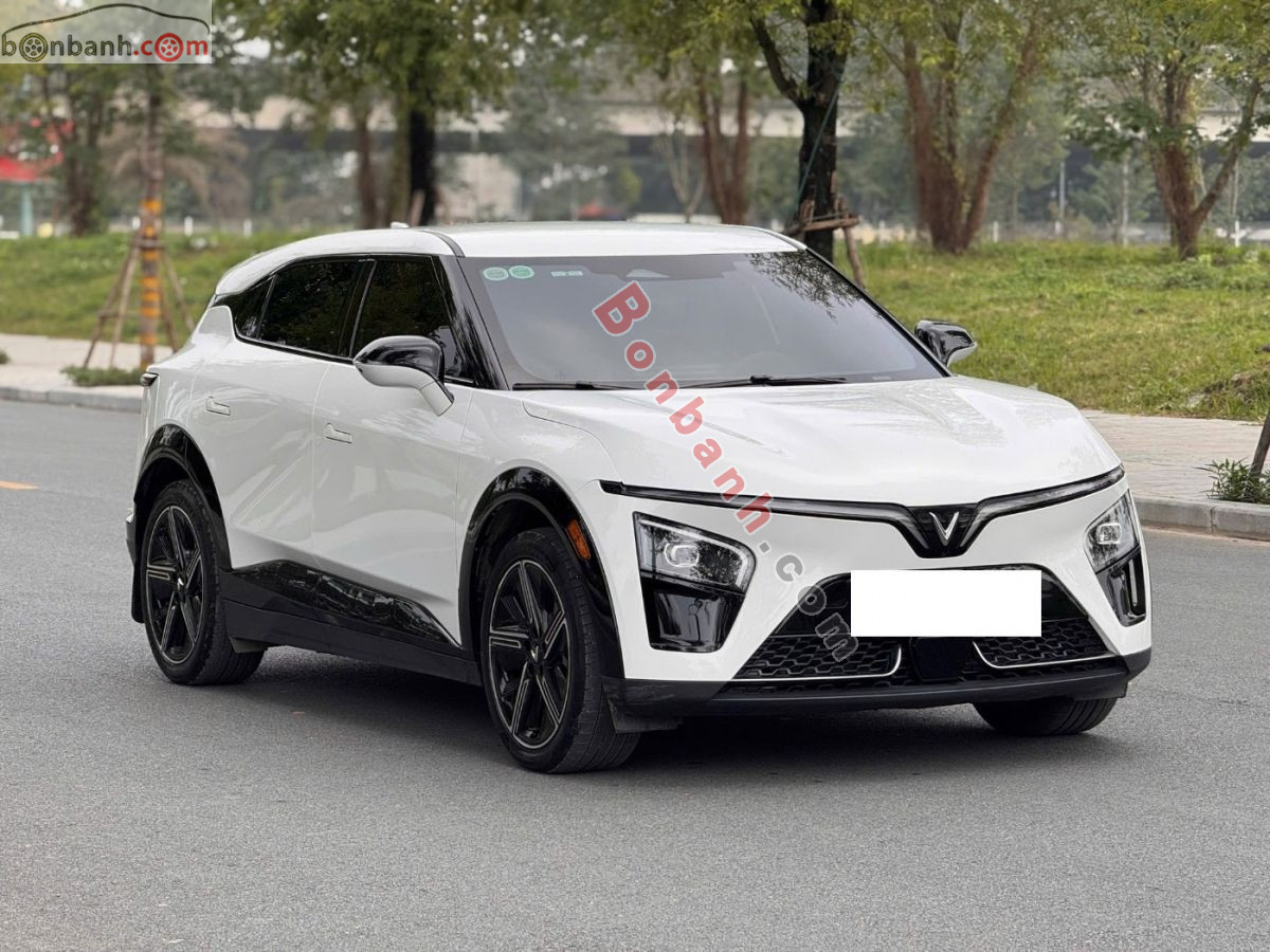 VinFast VF7 Plus AWD 2026 - 768 Triệu 2