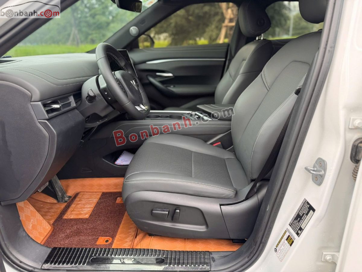 VinFast VF7 Plus AWD 2026 - 768 Triệu 8