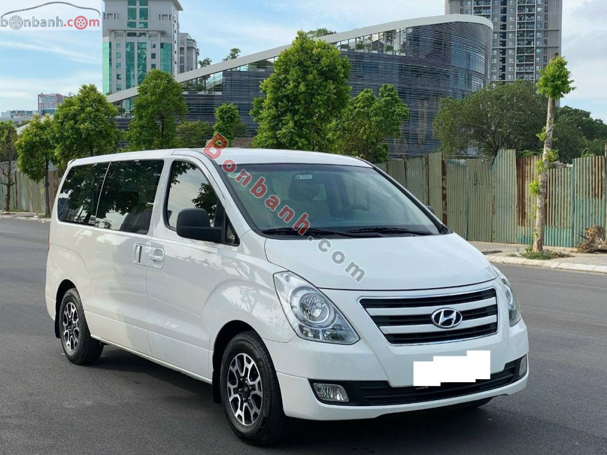 Hyundai Grand Starex 2.4 AT 2016 - 555 Triệu