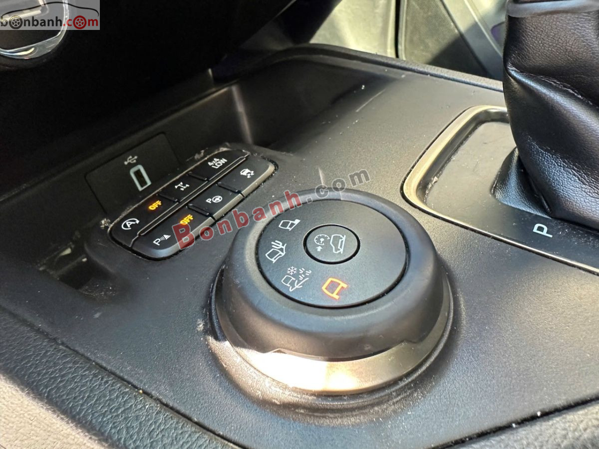 Ford Everest Titanium 2.0L 4x4 AT 2022 - 870 Triệu 8