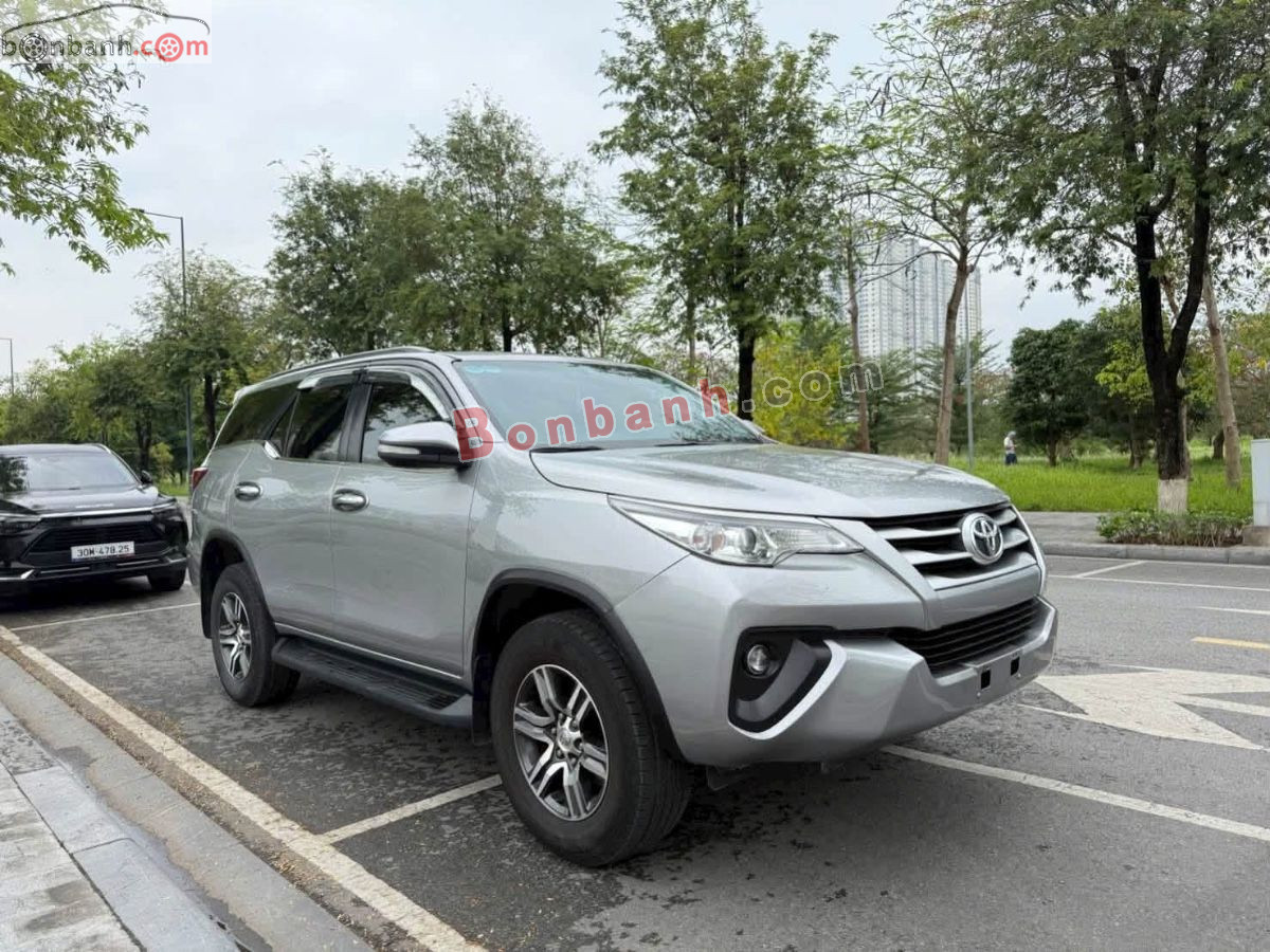 Toyota Fortuner 2.4G 4x2 MT 2017 - 590 Triệu 2