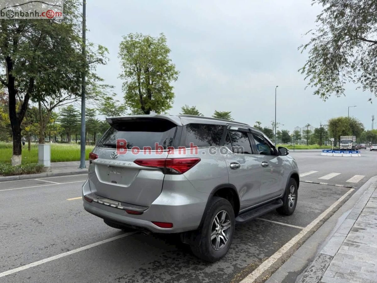 Toyota Fortuner 2.4G 4x2 MT 2017 - 590 Triệu 3