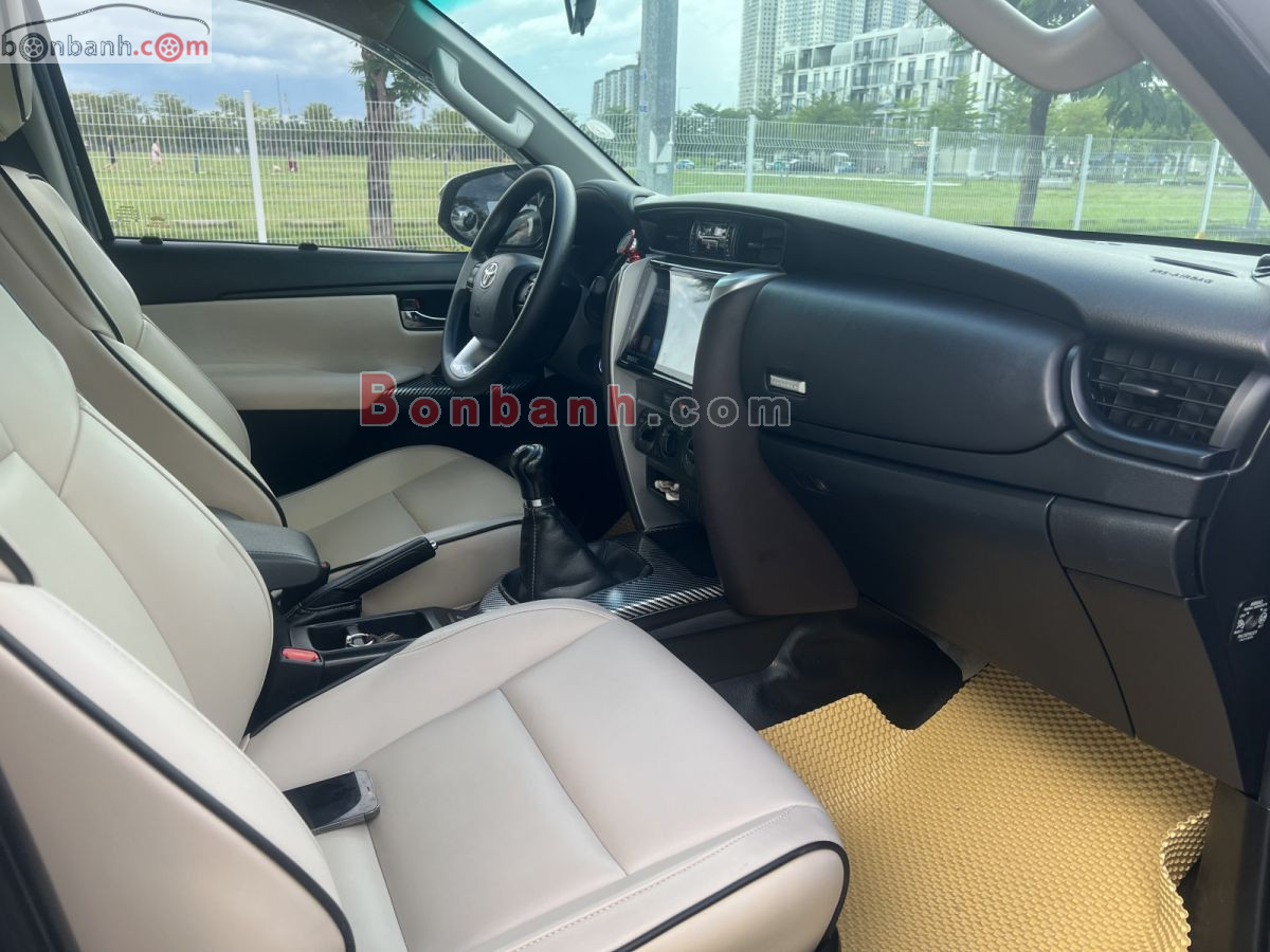 Toyota Fortuner 2.4G 4x2 MT 2017 - 590 Triệu 8