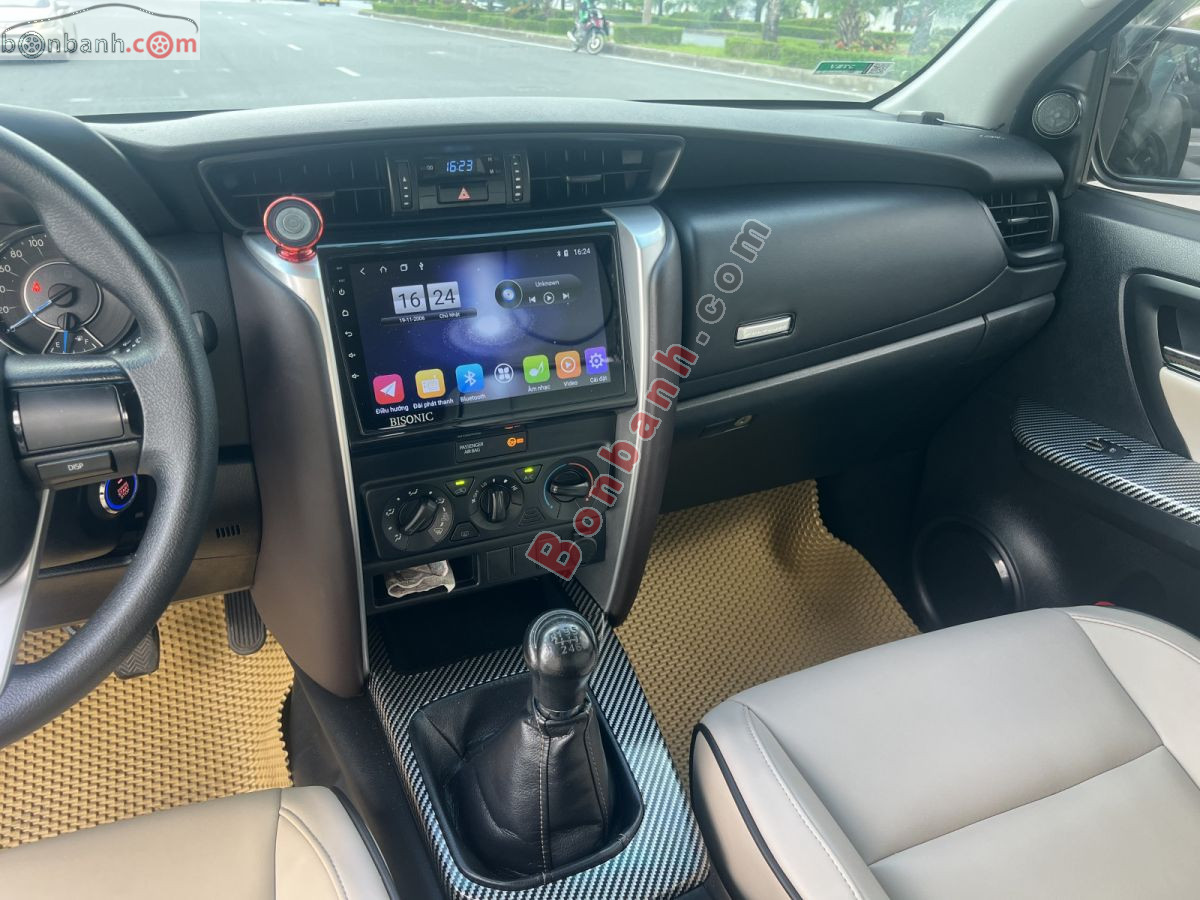 Toyota Fortuner 2.4G 4x2 MT 2017 - 590 Triệu 9