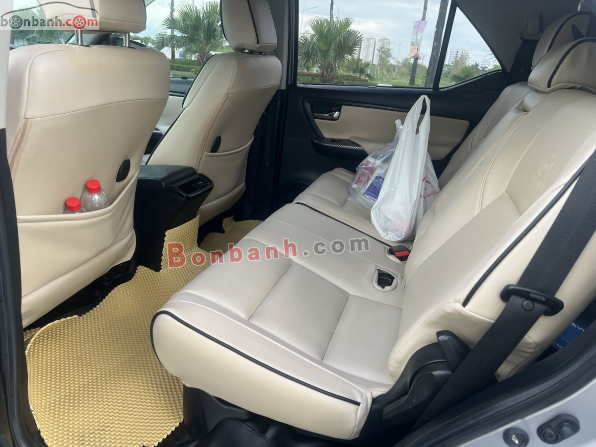 Toyota Fortuner 2.4G 4x2 MT 2017 - 590 Triệu 10