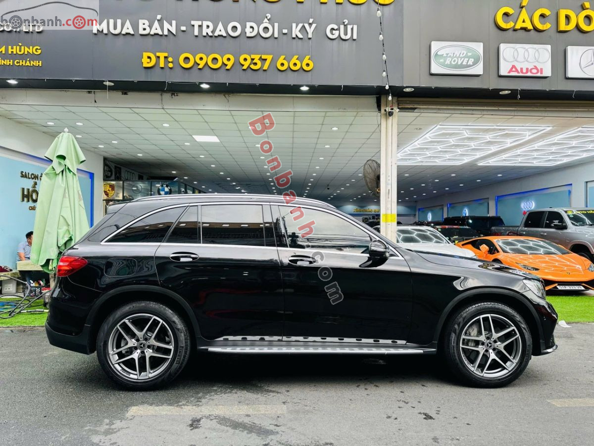 Mercedes Benz GLC 300 4Matic 2018 - 819 Triệu 2