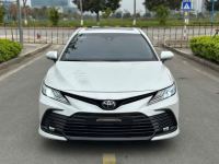 Bán xe Toyota Camry 2023 2.0Q giá 1 Tỷ 139 Triệu - Hà Nội