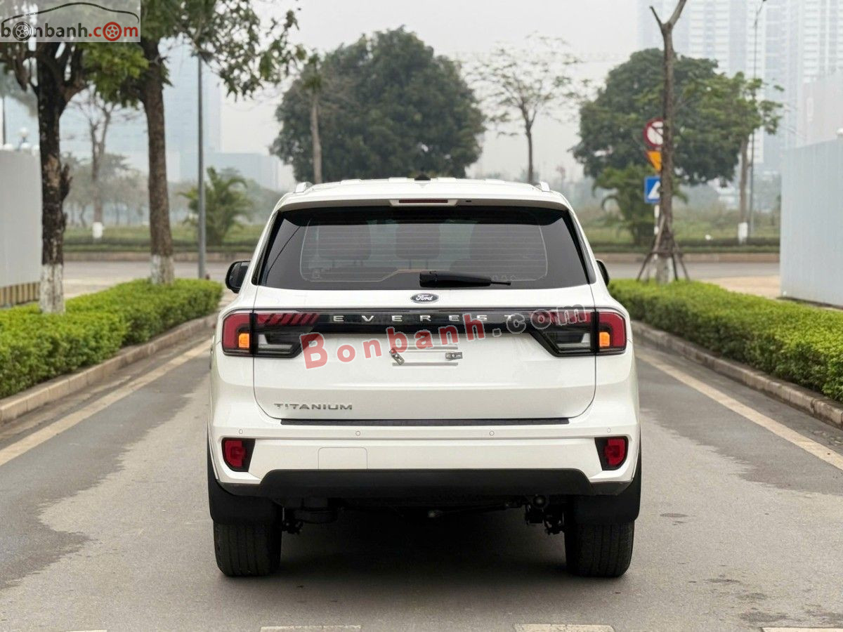 Ford Everest Titanium Plus 2.0L 4x4 AT 2024 - 1 Tỷ 379 Triệu 5