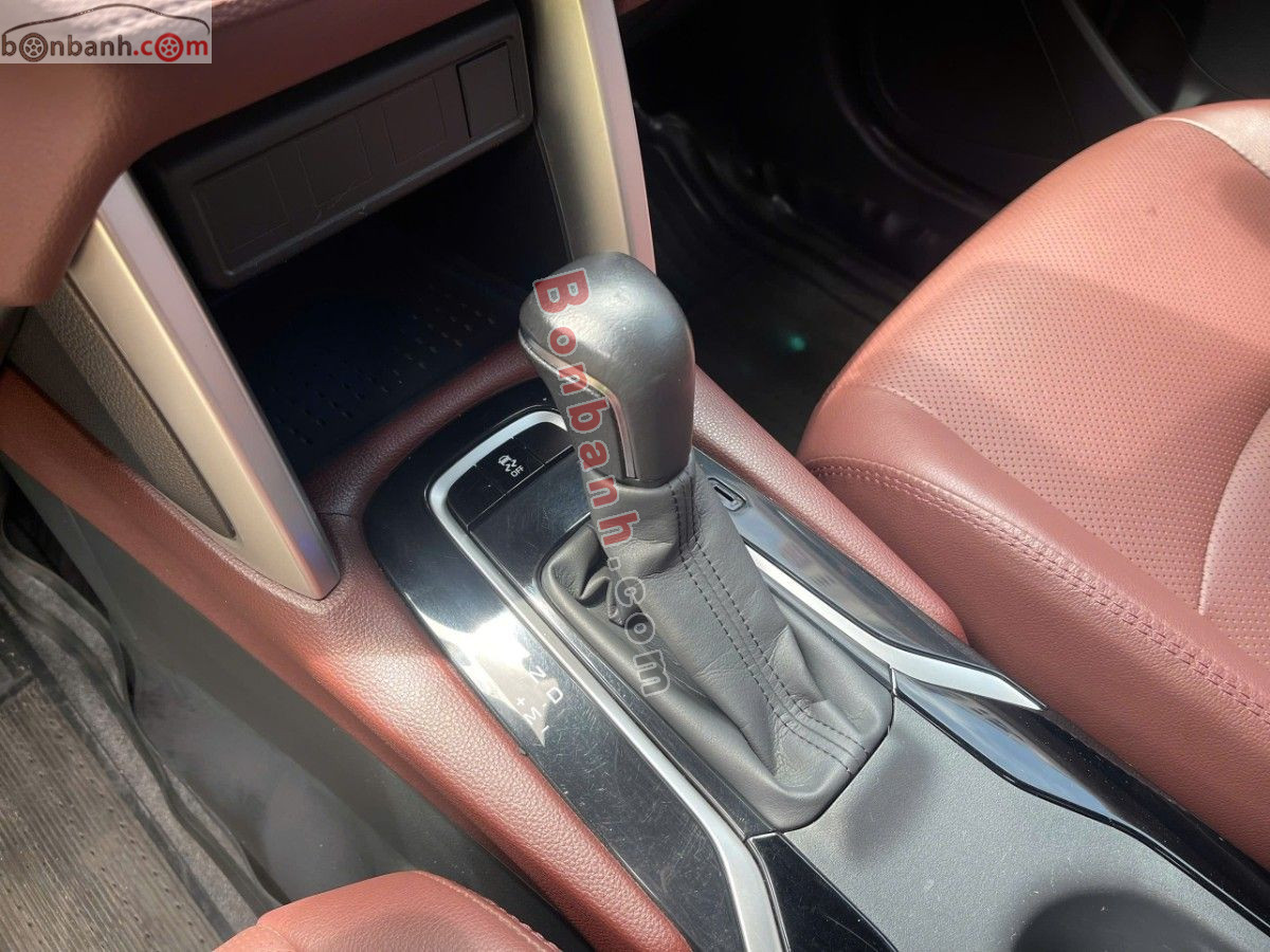 Toyota Corolla Cross 1.8V 2021 - 669 Triệu 8