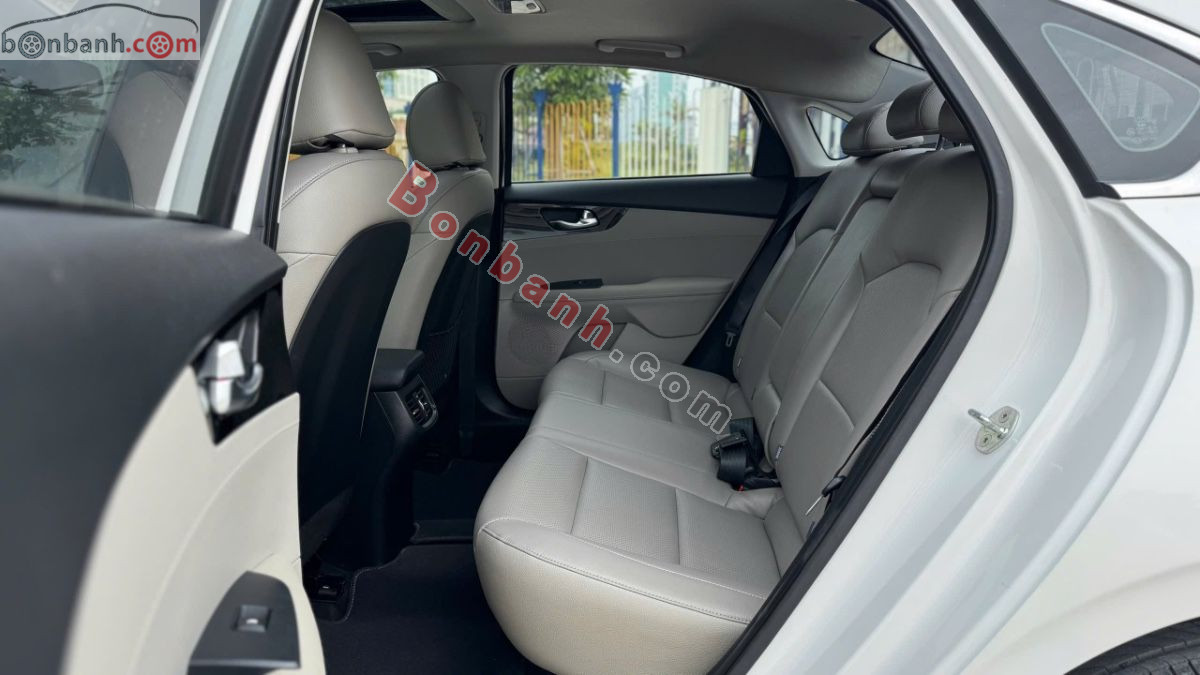 Kia Cerato 1.6 AT Luxury 2020 - 448 Triệu 10