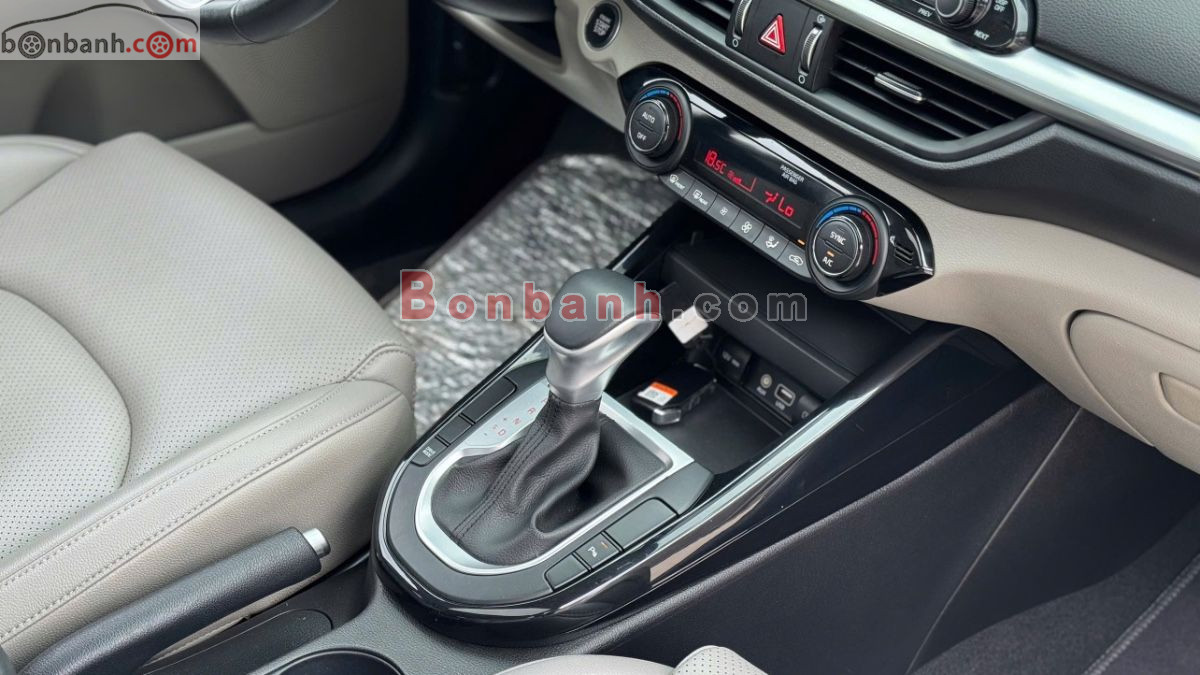 Kia Cerato 1.6 AT Luxury 2020 - 448 Triệu 9