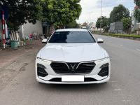 Bán xe VinFast Lux A 2.0 2019 Premium 2.0 AT giá 605 Triệu - Hà Nội