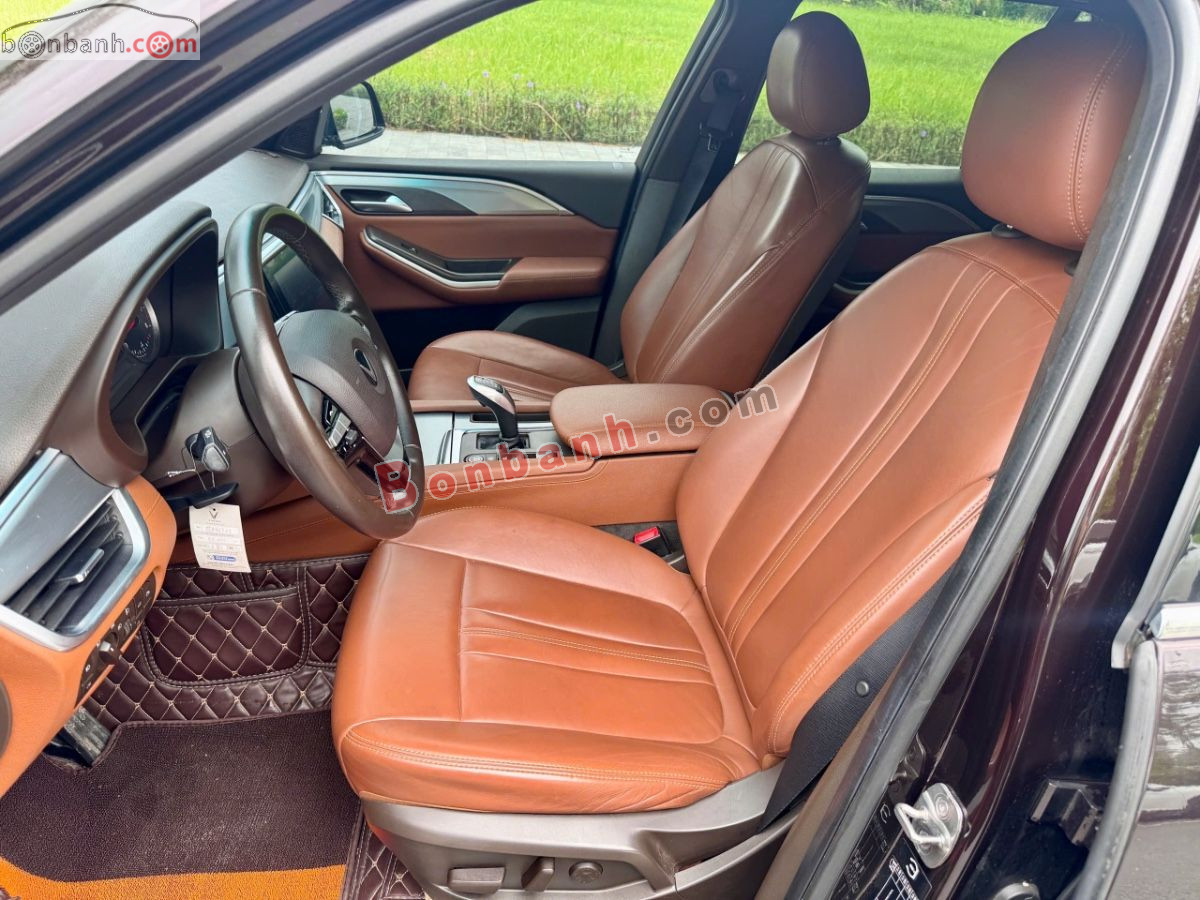 VinFast Lux SA 2.0 Premium 2.0 AT 2020 - 605 Triệu 4