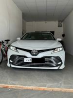 Bán xe Toyota Camry 2019 2.0G giá 820 Triệu - TP HCM