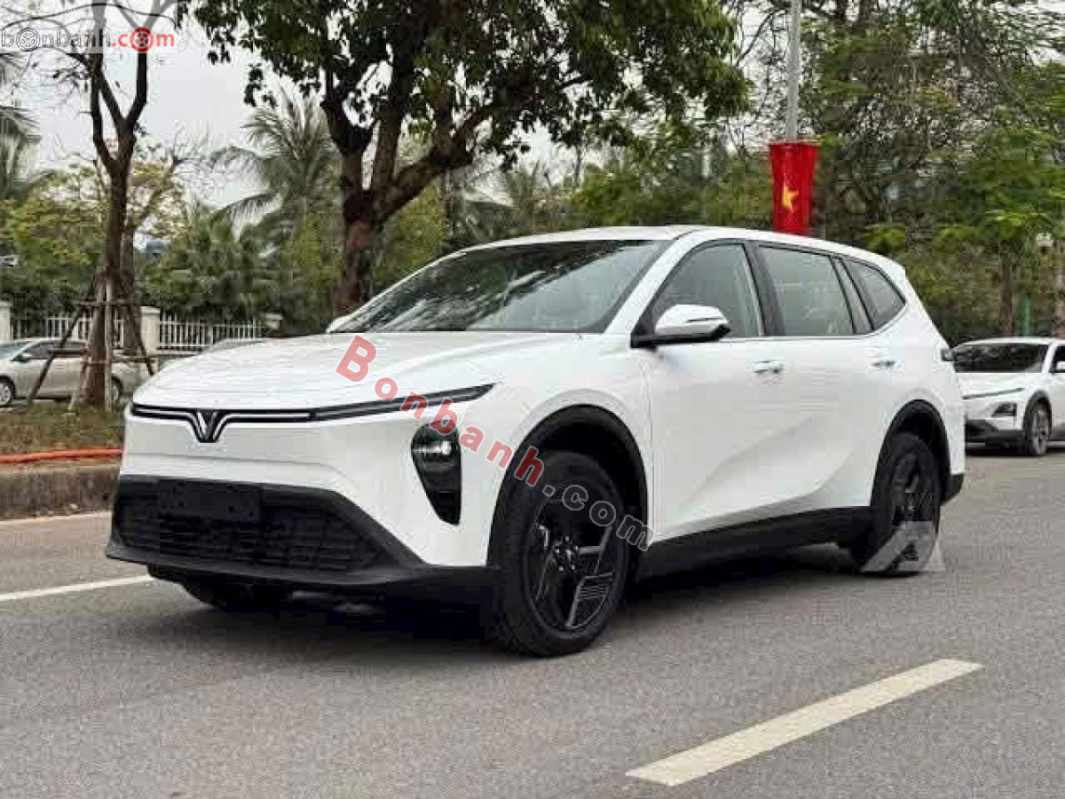 VinFast VF MPV 7 AT 2026 - 674 Triệu