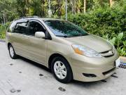 Bán xe Toyota Sienna 2009 LE 3.5 giá 470 Triệu - TP HCM