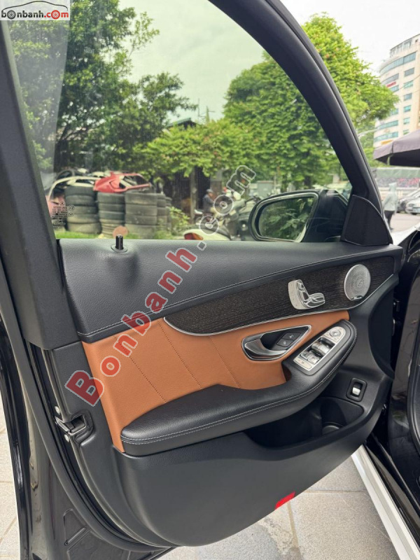 Mercedes Benz C class C300 AMG 2019 - 820 Triệu 9