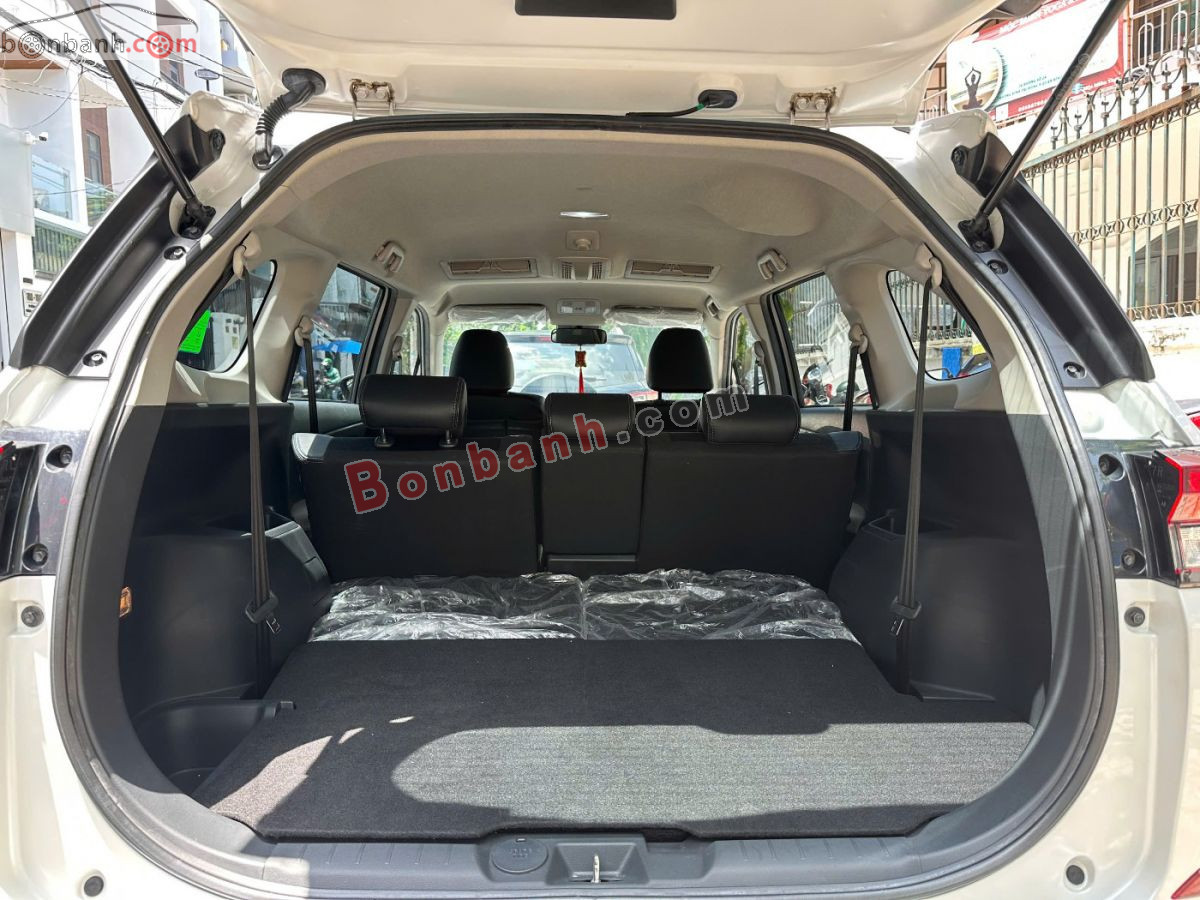 Toyota Veloz Cross Top 1.5 CVT 2022 - 489 Triệu 8