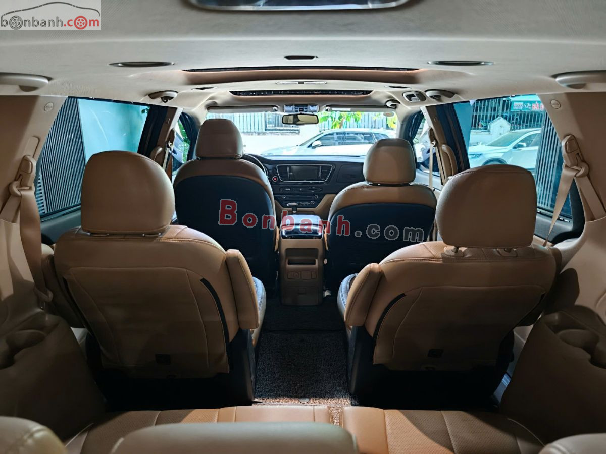 Kia Sedona 2.2L DATH 2017 - 589 Triệu 8