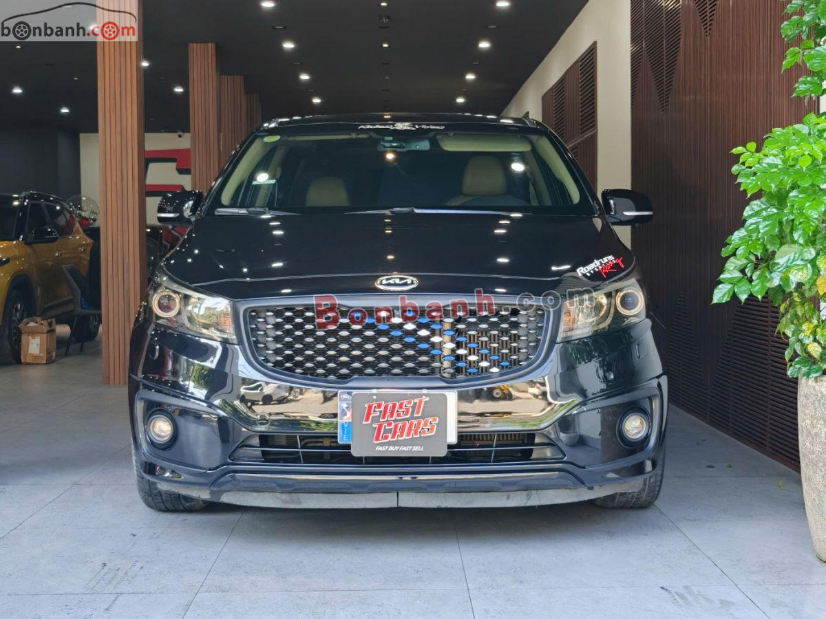 Kia Sedona 2.2L DATH 2017 - 589 Triệu