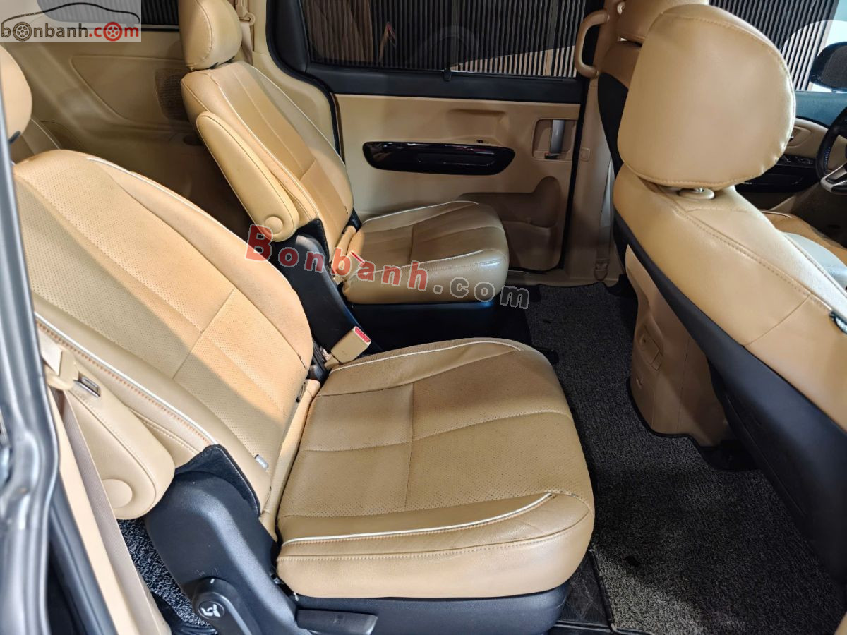 Kia Sedona 2.2L DATH 2017 - 589 Triệu 10