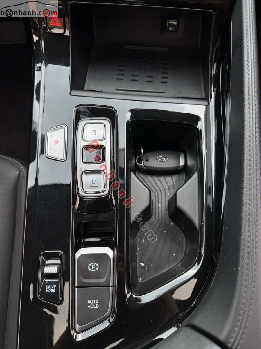 Hyundai Custin Cao Cấp 2.0T 2024 - 819 Triệu 7