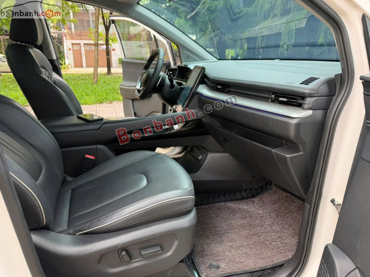 Hyundai Custin Cao Cấp 2.0T 2024 - 819 Triệu 6