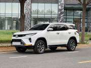 Bán xe Toyota Fortuner 2021 2.4G 4x2 AT Legender giá 996 Triệu - TP HCM