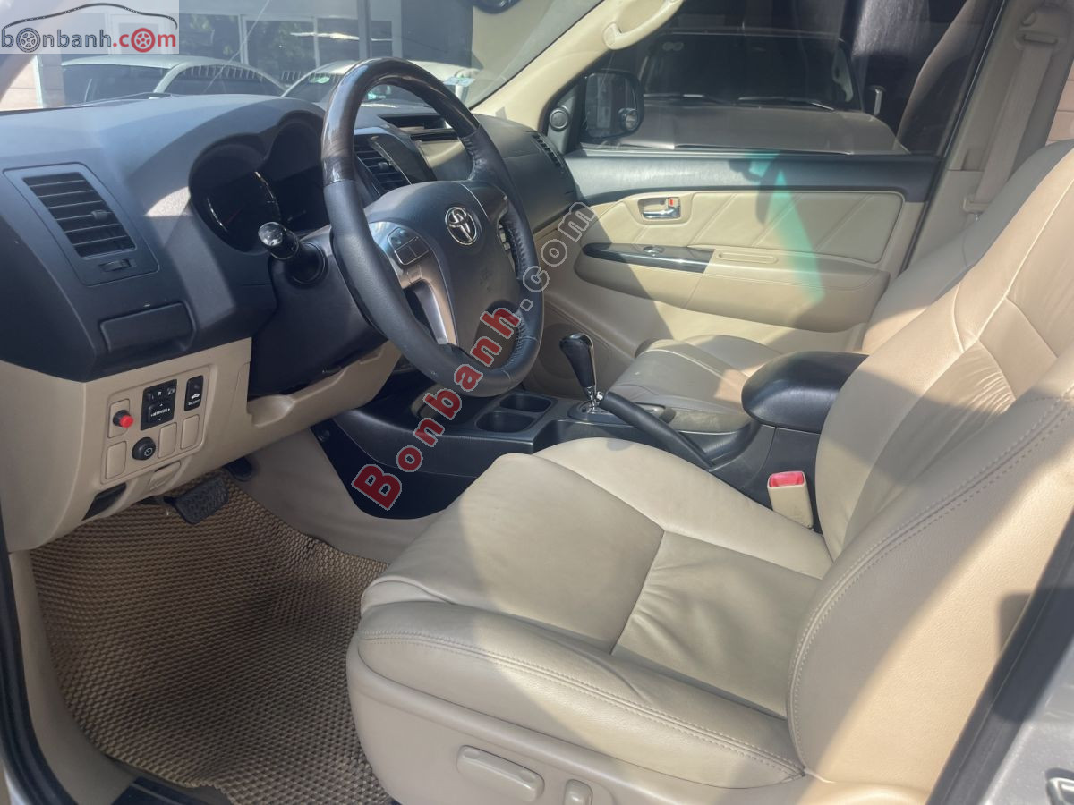Toyota Fortuner 2.7V 4X2 AT 2016 - 445 Triệu 7