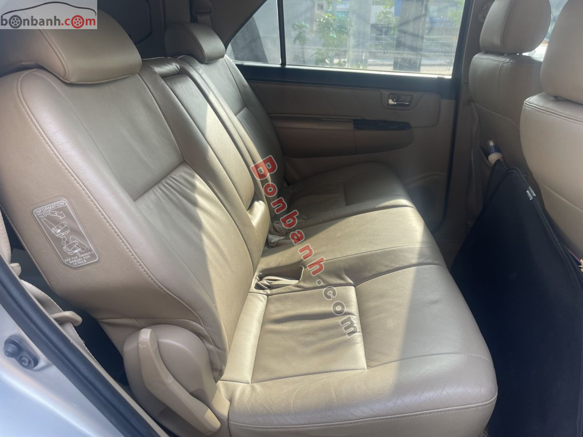 Toyota Fortuner 2.7V 4X2 AT 2016 - 445 Triệu 8