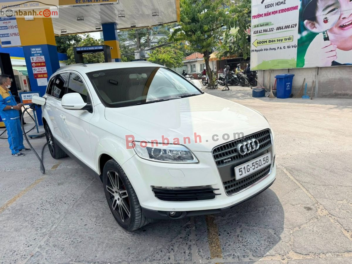 Audi Q7 4.2 AT 2008 - 256 Triệu