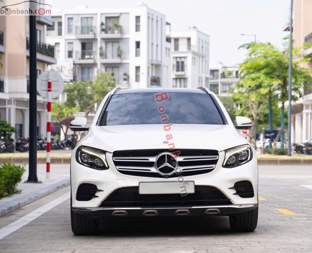 Mercedes Benz GLC 300 4Matic 2018 - 939 Triệu