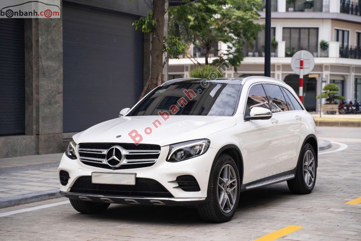 Mercedes Benz GLC 300 4Matic 2018 - 939 Triệu 2