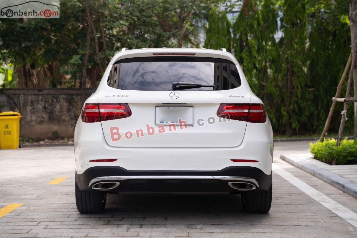 Mercedes Benz GLC 300 4Matic 2018 - 939 Triệu 4