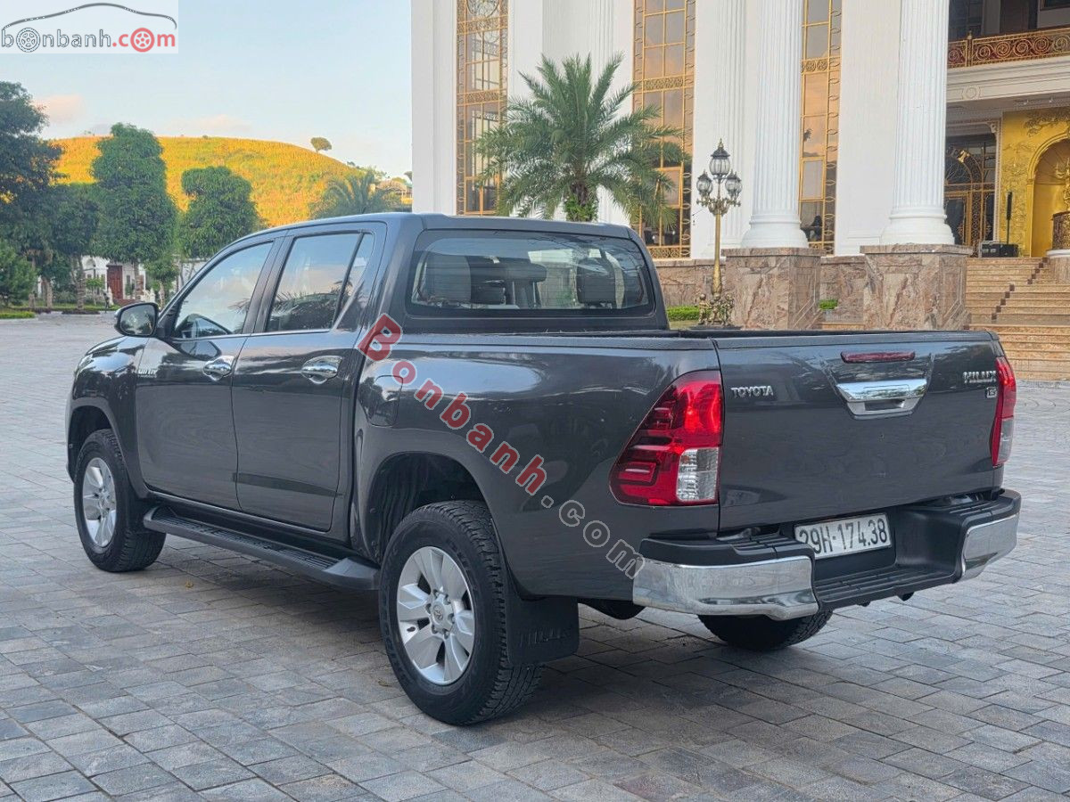 Toyota Hilux 2.8G 4x4 AT 2016 - 595 Triệu 4