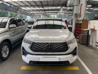 Bán xe Toyota Innova 2024 Cross HEV 2.0 CVT giá 975 Triệu - TP HCM