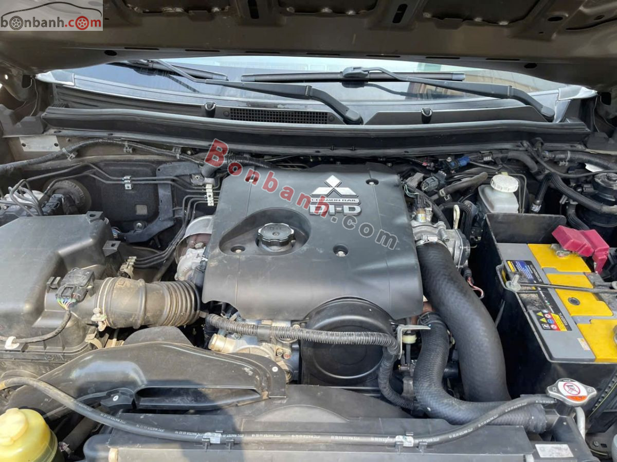 Mitsubishi Triton 4x2 AT 2019 - 380 Triệu 10